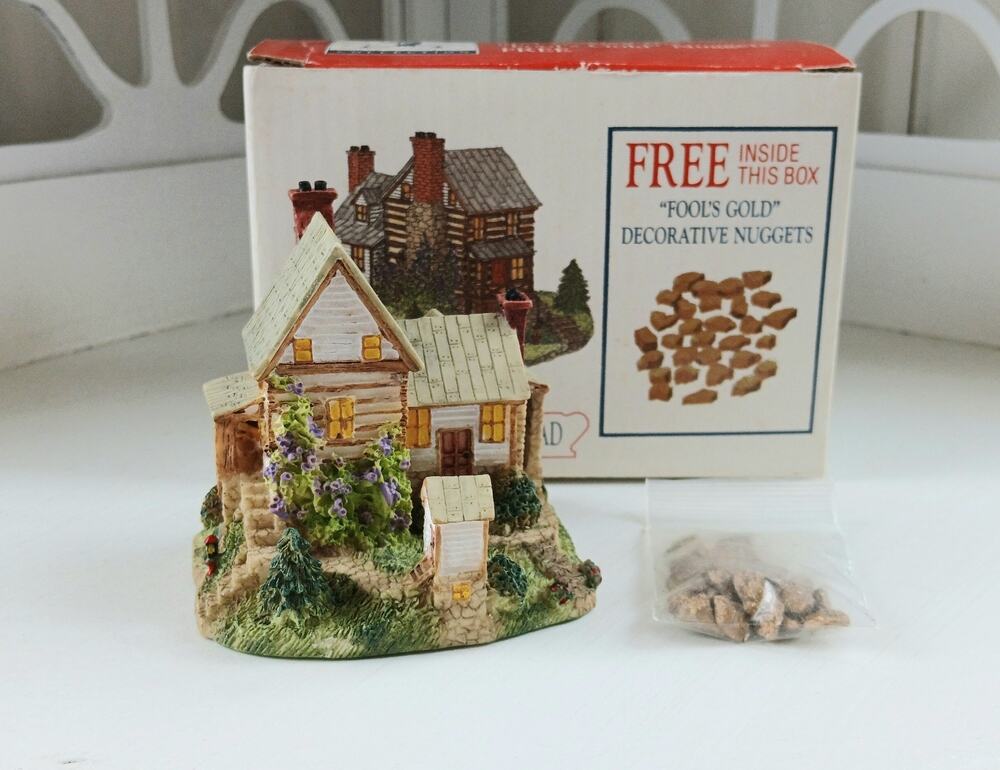 Liberty Falls Collection Billy Atwell's Homestead Fools gold included AH167 Box